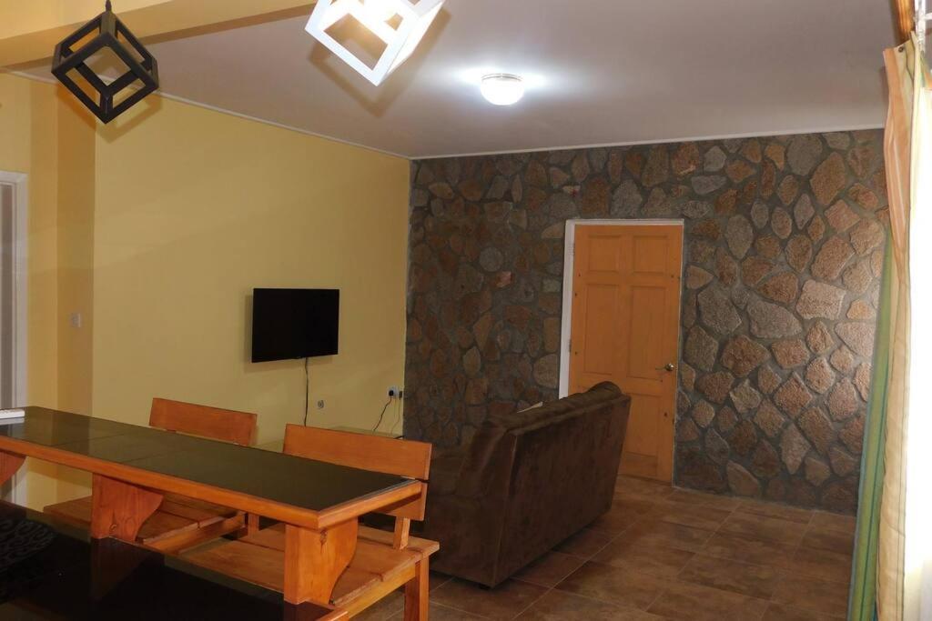 Tropical Home Oasis سوفريير المظهر الخارجي الصورة