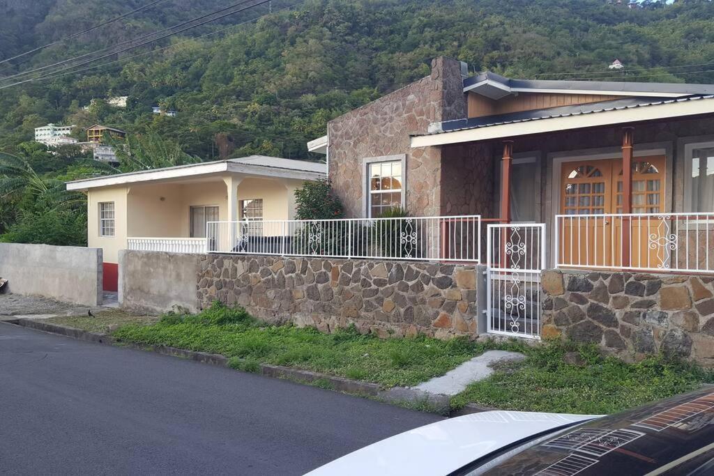 Tropical Home Oasis سوفريير المظهر الخارجي الصورة
